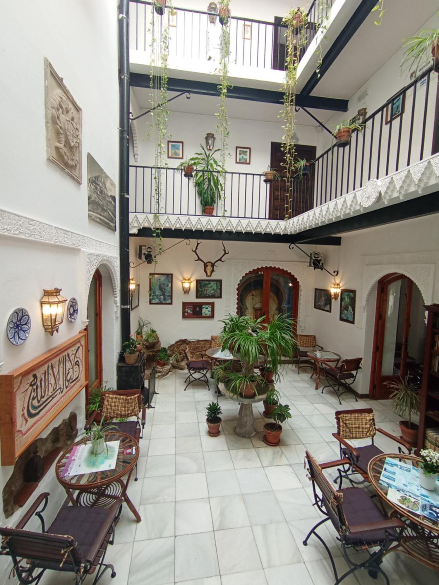 Hostal Rural Marques De Zahara サアラ・デ・ラ・シエラ エクステリア 写真