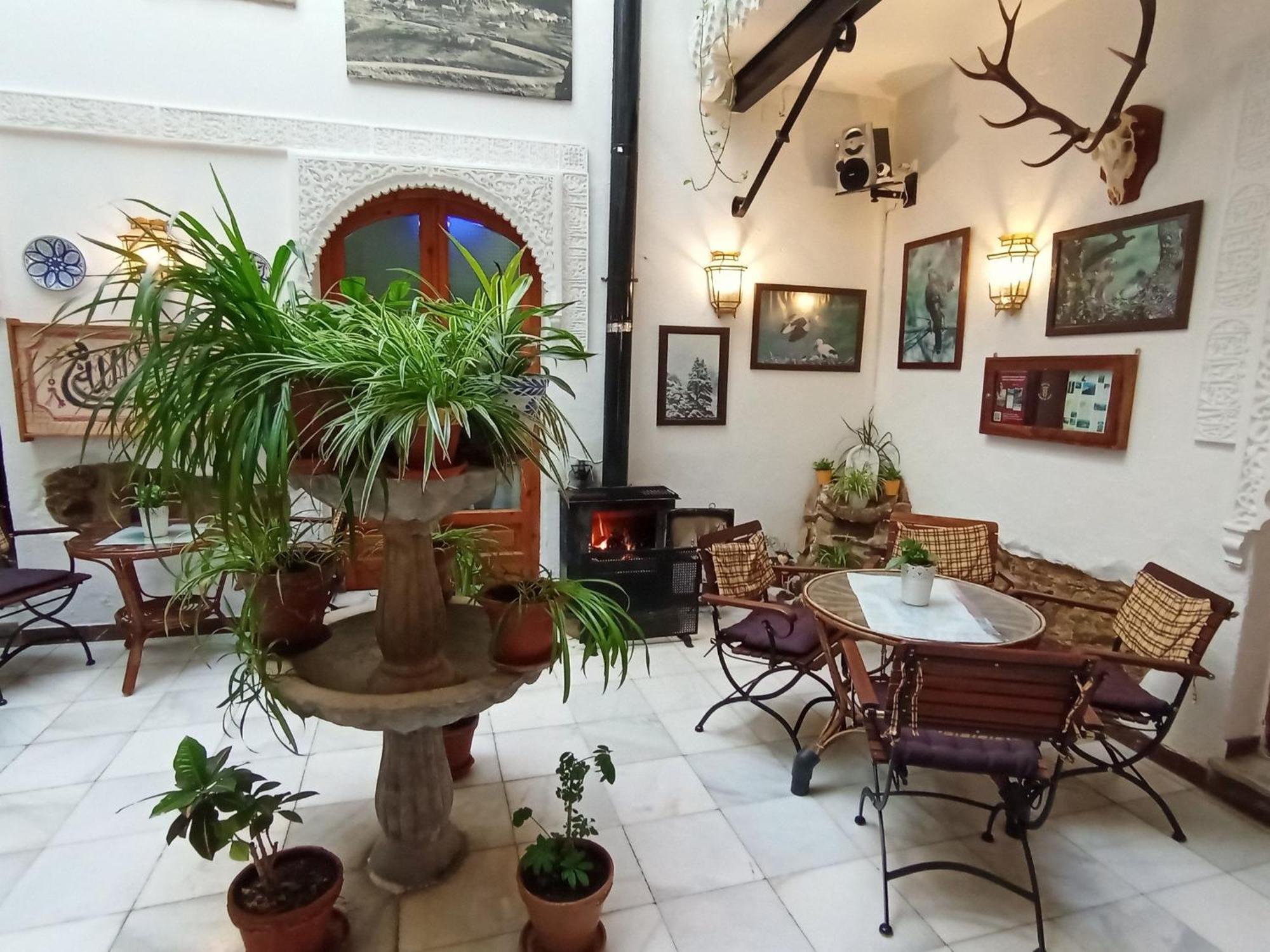 Hostal Rural Marques De Zahara サアラ・デ・ラ・シエラ エクステリア 写真